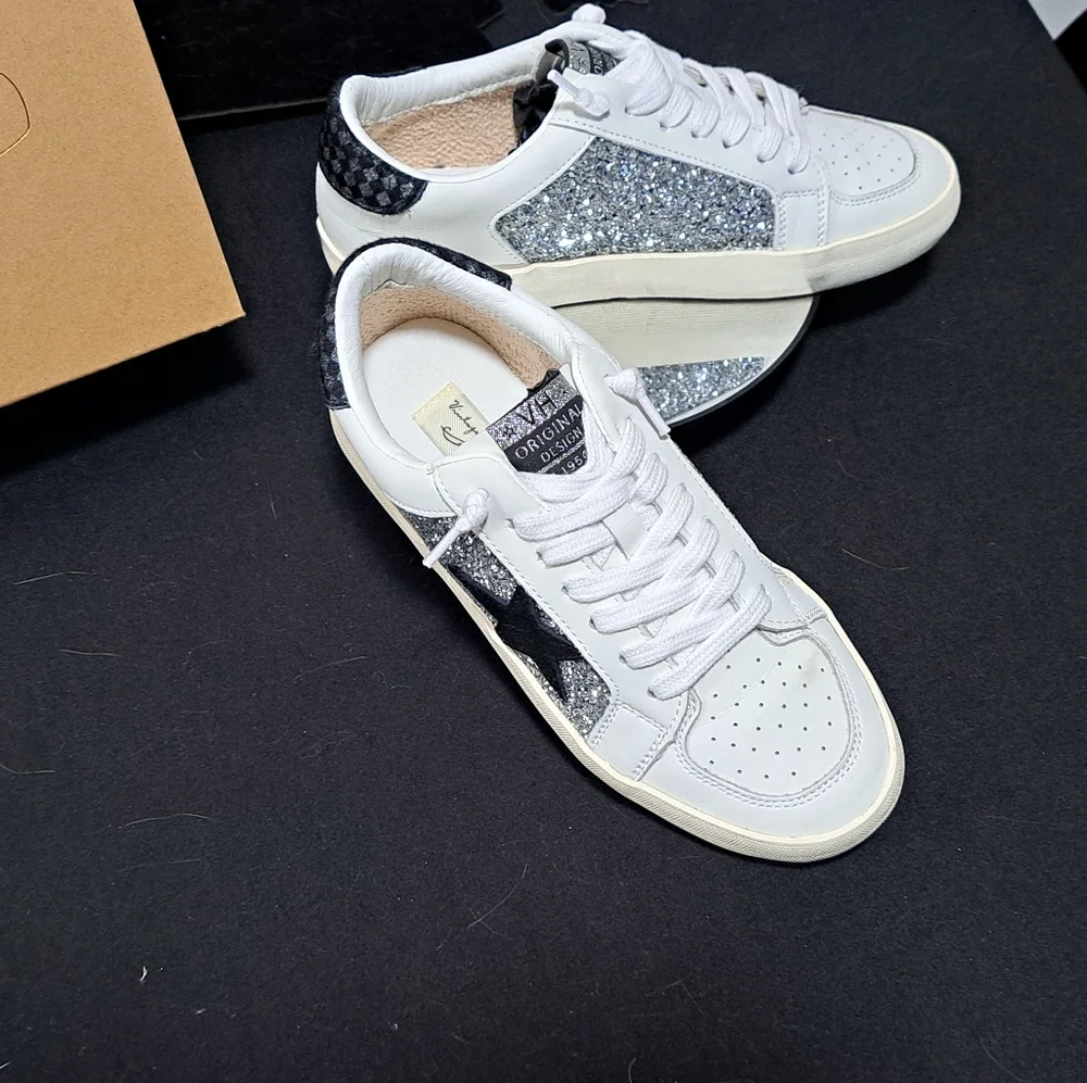 Vintage Havana White and Silver Sneakers Like New - Picture 11 of 17